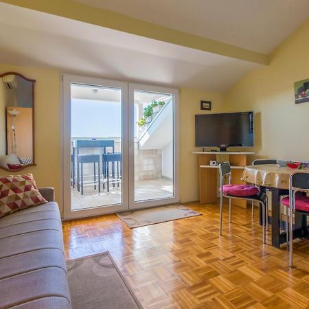 Apartments By The Sea Selce, Crikvenica - 4802 Экстерьер фото